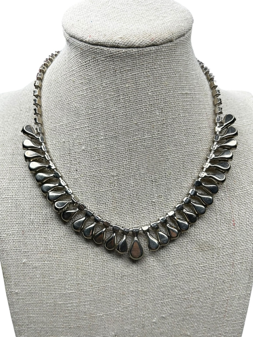 Vintage Pink Rhinestone Olive Green Teardrop Bib Necklace - Picture 6 of 8